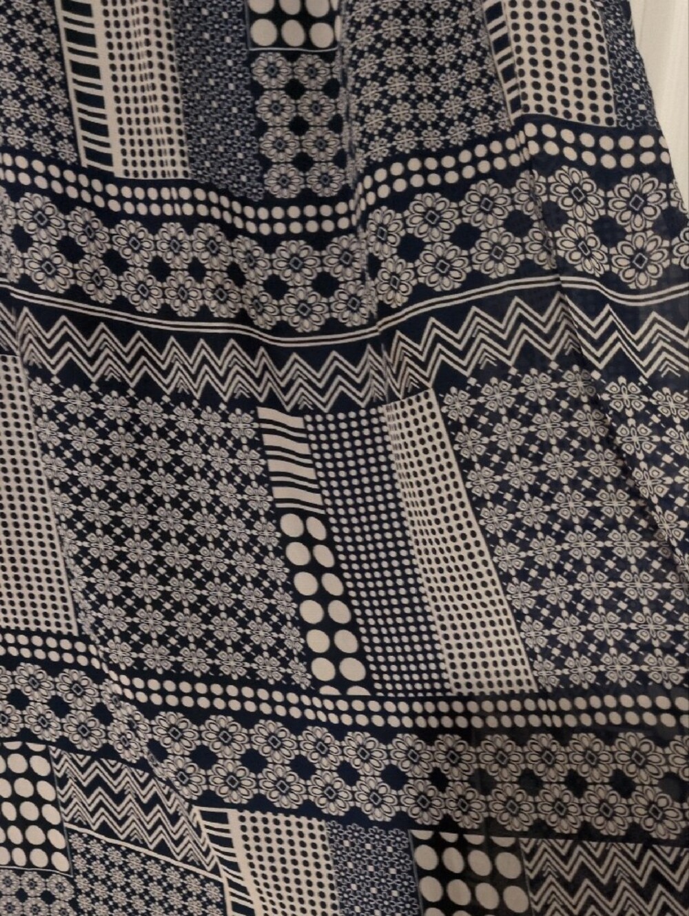 Tribal Navy and White Geometric Print Tunic - Picture 6 of 12